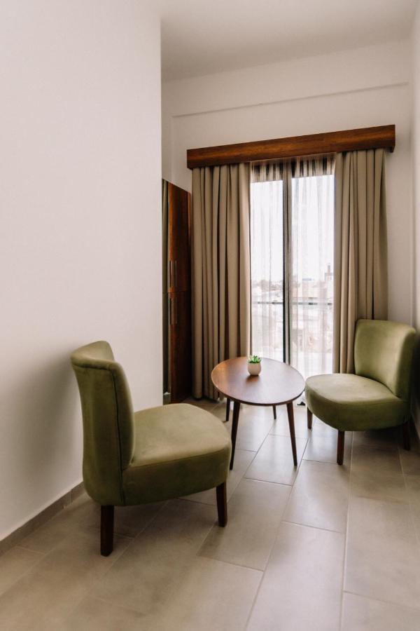 Cezar'S Airport Hotel نيقوسيا المظهر الخارجي الصورة